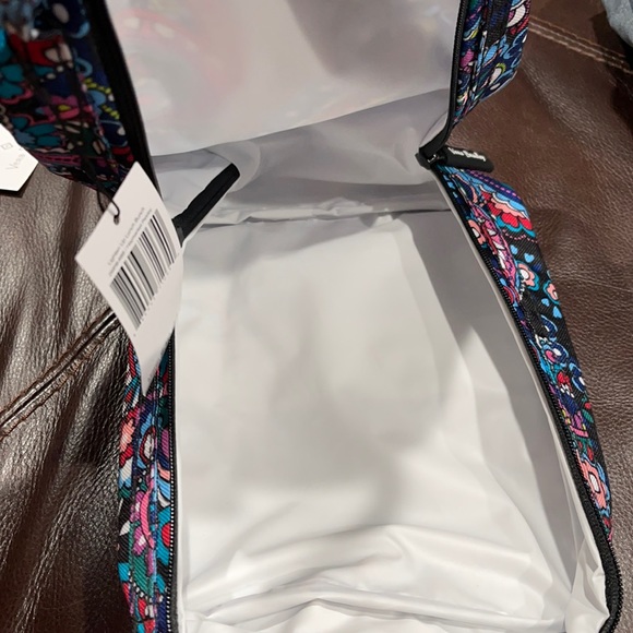 Vera Bradley lighten up lunch bunch - Picture 4 of 4